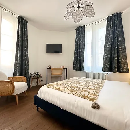 Hotel Jade